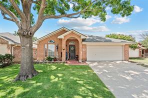 8112 Heritage Place Drive - Photo 1