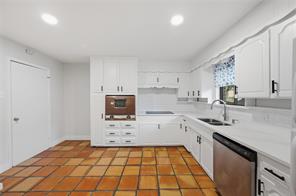 6920 Valhalla Road - Photo 16