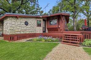 111 Oak Tree Lane - Photo 1
