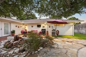 2104 Westlake Drive - Photo 5