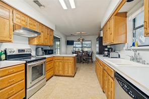 2705 County Road 920 - Photo 10