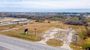4426 E US HIGHWAY 377 - Photo 2