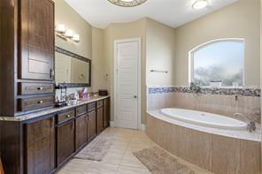 3805 Ledgestone Court - Photo 35
