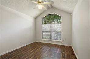 2424 Cornell Drive - Photo 32