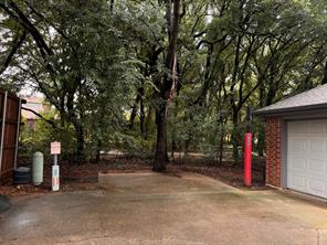 2424 Cornell Drive - Photo 38