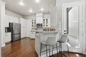 853 Rohan Drive - Photo 10