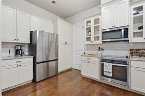 853 Rohan Drive - Photo 13