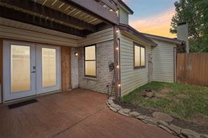 2059 Embassy Way - Photo 8