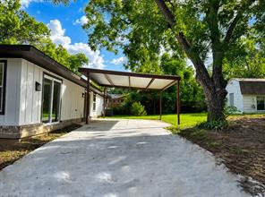 721 Norwood Drive - Photo 4