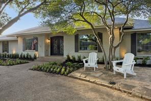 6941 Midcrest Drive - Photo 3