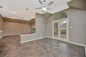 4731 Saddlebrook Drive - Photo 13