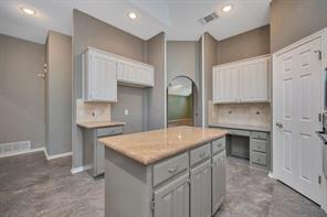 4731 Saddlebrook Drive - Photo 9