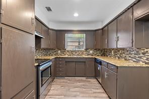705 Plano Street - Photo 17