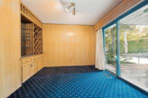925 Knott Place - Photo 14