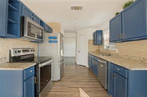 705 Bluebonnet Drive - Photo 6