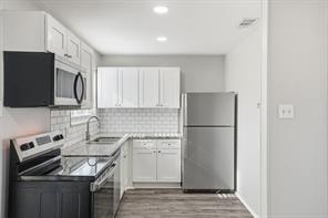 4500 Sherwood Drive - Photo 6