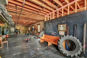 1411 Wesleyan Street - Photo 10