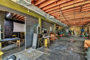 1411 Wesleyan Street - Photo 12