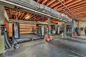 1411 Wesleyan Street - Photo 16