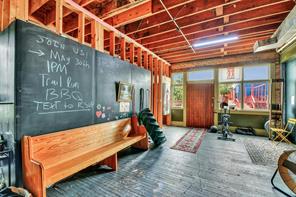1411 Wesleyan Street - Photo 18