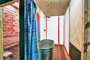 1411 Wesleyan Street - Photo 25