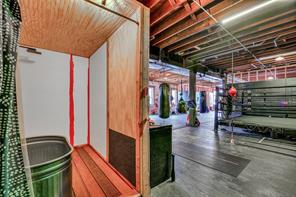 1411 Wesleyan Street - Photo 28