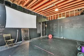 1411 Wesleyan Street - Photo 29