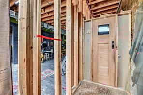 1411 Wesleyan Street - Photo 35
