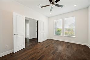 1932 Bristol Street - Photo 3