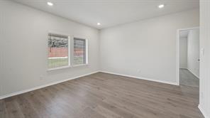 2332 32nd Street - Photo 29