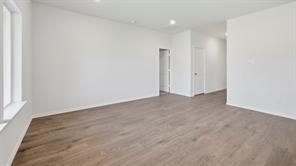 2362 32nd Street - Photo 6