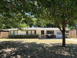 908 Fairview Street - Photo 1