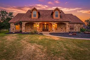910 Mallard Pointe Drive - Photo 1