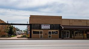 1231 Commercial Street - Photo 1