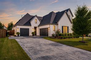 2131 Normandy Circle - Photo 1