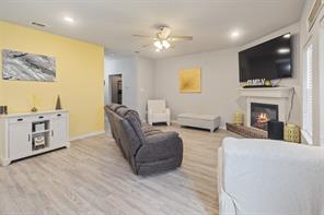 591 E Eubank Street - Photo 1