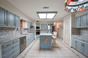 9302 Ravenswood Road - Photo 15