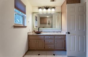 9302 Ravenswood Road - Photo 23