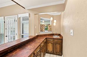 2005 Yorkstown Drive - Photo 34