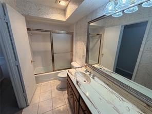 910 Village Green Drive - Photo 18
