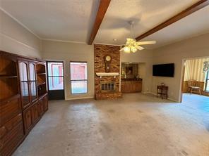 910 Village Green Drive - Photo 4