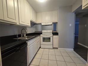 18333 Roehampton Drive - Photo 8