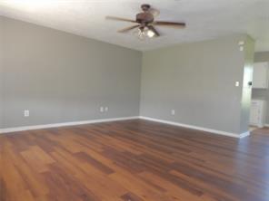 1018 N Powell Parkway - Photo 3