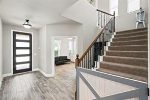 1106 Alderwood Drive - Photo 4