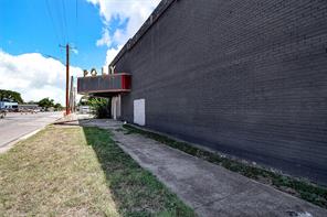 3200 Strong Avenue - Photo 7