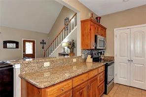 233 Castle Drive - Photo 6