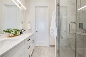 1902 N Carroll Avenue - Photo 23