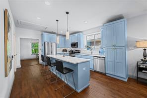 7518 Morton Street - Photo 1
