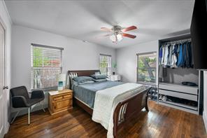 7518 Morton Street - Photo 11