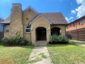 3819 Roseland Avenue - Photo 1